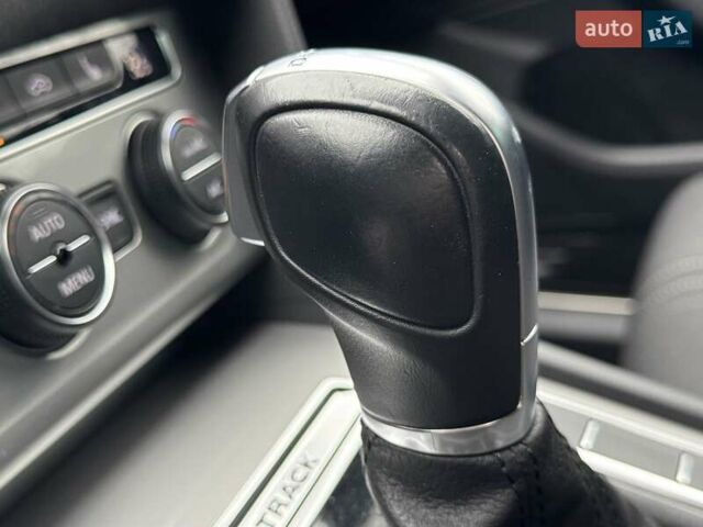 Сірий Фольксваген Пассат Альтрак, об'ємом двигуна 2 л та пробігом 238 тис. км за 21500 $, фото 18 на Automoto.ua