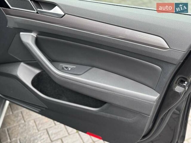 Сірий Фольксваген Пассат Альтрак, об'ємом двигуна 2 л та пробігом 238 тис. км за 21500 $, фото 24 на Automoto.ua