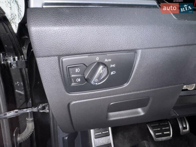 Серый Фольксваген Пассат Альтрак, объемом двигателя 2 л и пробегом 215 тыс. км за 23500 $, фото 31 на Automoto.ua