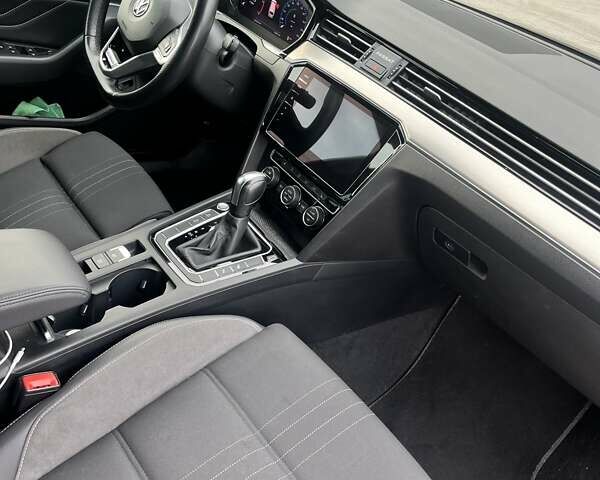 Серый Фольксваген Пассат Альтрак, объемом двигателя 1.97 л и пробегом 236 тыс. км за 22900 $, фото 22 на Automoto.ua