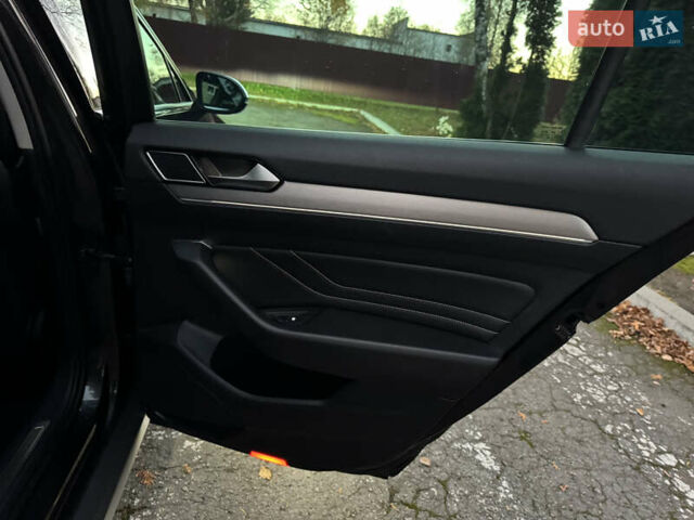 Серый Фольксваген Пассат Альтрак, объемом двигателя 2 л и пробегом 215 тыс. км за 23500 $, фото 76 на Automoto.ua