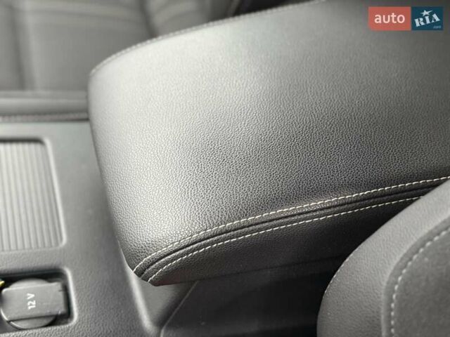 Сірий Фольксваген Пассат Альтрак, об'ємом двигуна 2 л та пробігом 238 тис. км за 21500 $, фото 20 на Automoto.ua