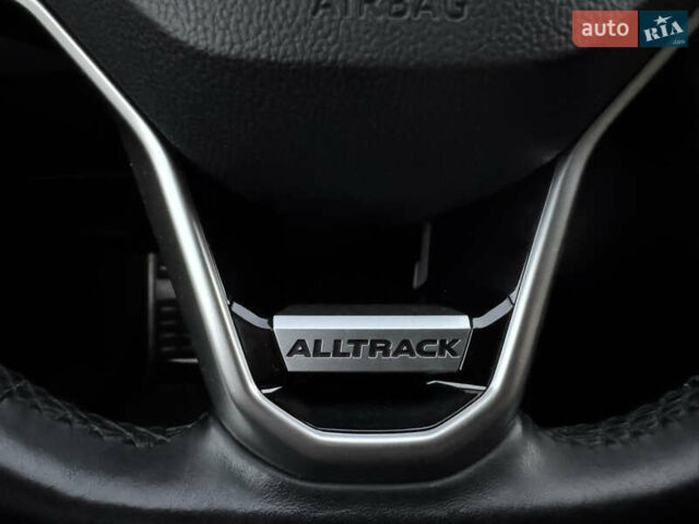 Серый Фольксваген Пассат Альтрак, объемом двигателя 2 л и пробегом 215 тыс. км за 23500 $, фото 41 на Automoto.ua