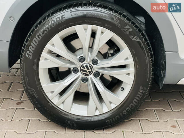 Серый Фольксваген Пассат Альтрак, объемом двигателя 2 л и пробегом 177 тыс. км за 24900 $, фото 27 на Automoto.ua