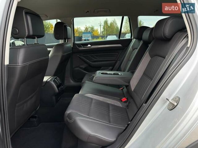 Сірий Фольксваген Пассат Альтрак, об'ємом двигуна 2 л та пробігом 177 тис. км за 28499 $, фото 60 на Automoto.ua