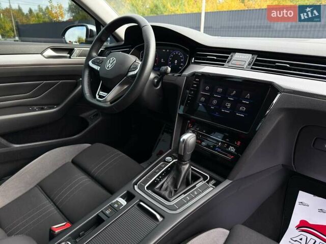 Сірий Фольксваген Пассат Альтрак, об'ємом двигуна 2 л та пробігом 177 тис. км за 28499 $, фото 83 на Automoto.ua