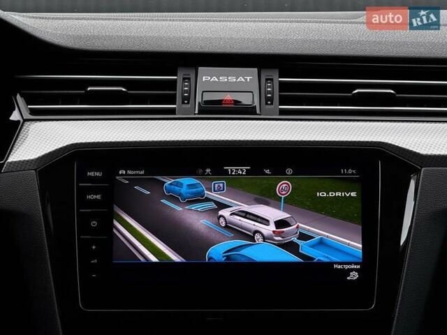 Сірий Фольксваген Пассат Альтрак, об'ємом двигуна 2 л та пробігом 177 тис. км за 28499 $, фото 94 на Automoto.ua