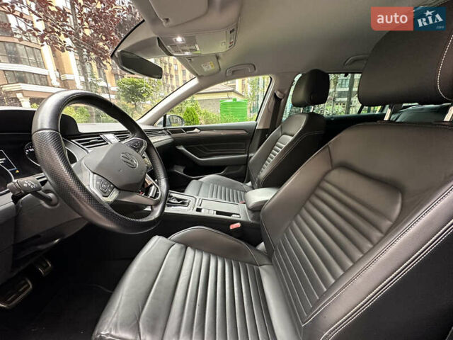 Серый Фольксваген Пассат Альтрак, объемом двигателя 1.97 л и пробегом 177 тыс. км за 25900 $, фото 21 на Automoto.ua