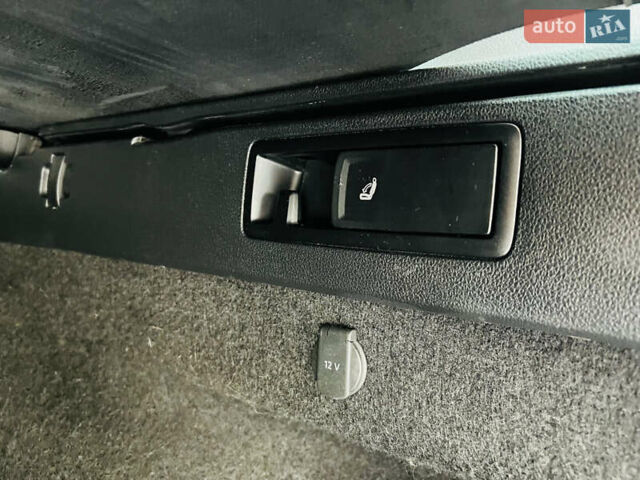 Серый Фольксваген Пассат Альтрак, объемом двигателя 2 л и пробегом 177 тыс. км за 24900 $, фото 63 на Automoto.ua