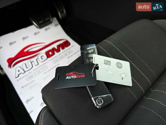 Сірий Фольксваген Пассат Альтрак, об'ємом двигуна 2 л та пробігом 177 тис. км за 28499 $, фото 41 на Automoto.ua