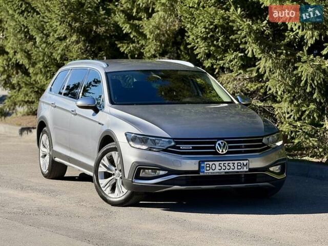 Серый Фольксваген Пассат Альтрак, объемом двигателя 1.97 л и пробегом 220 тыс. км за 25999 $, фото 2 на Automoto.ua