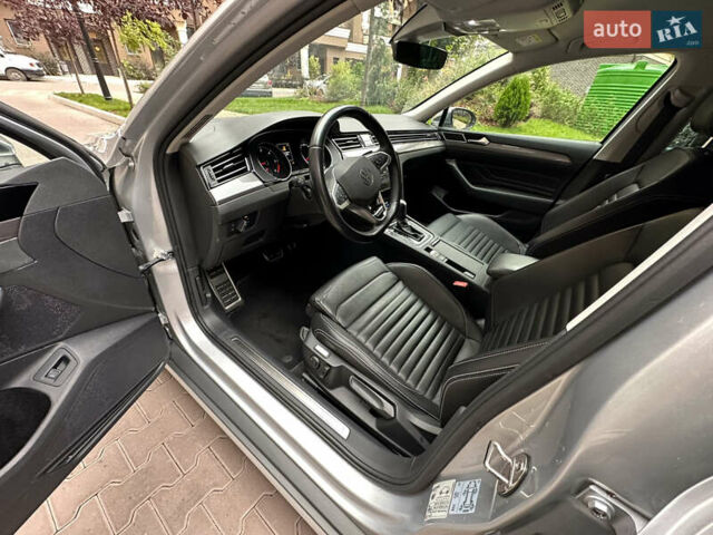 Серый Фольксваген Пассат Альтрак, объемом двигателя 1.97 л и пробегом 177 тыс. км за 25900 $, фото 23 на Automoto.ua