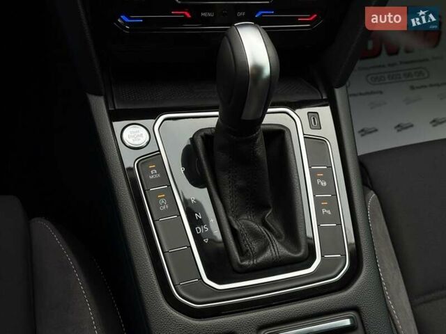 Сірий Фольксваген Пассат Альтрак, об'ємом двигуна 2 л та пробігом 177 тис. км за 28499 $, фото 54 на Automoto.ua