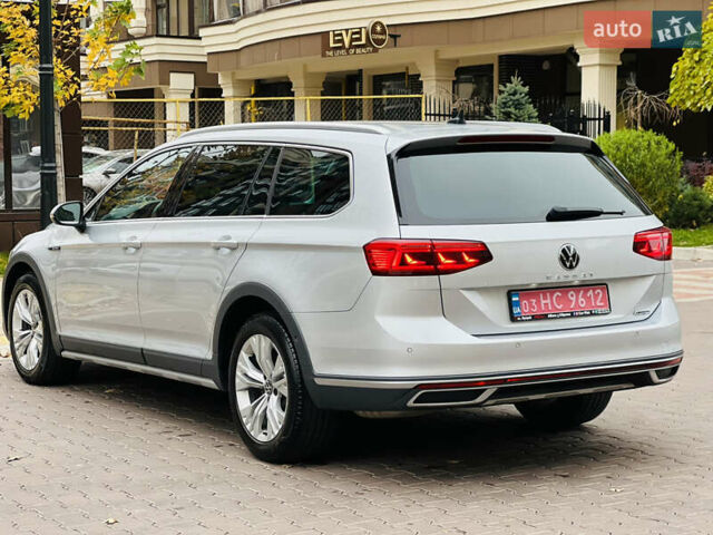 Серый Фольксваген Пассат Альтрак, объемом двигателя 2 л и пробегом 177 тыс. км за 24900 $, фото 11 на Automoto.ua