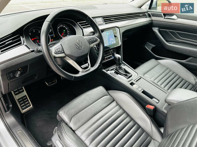 Серый Фольксваген Пассат Альтрак, объемом двигателя 2 л и пробегом 177 тыс. км за 24900 $, фото 32 на Automoto.ua