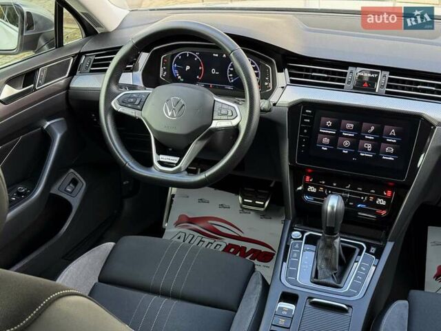 Сірий Фольксваген Пассат Альтрак, об'ємом двигуна 2 л та пробігом 177 тис. км за 28499 $, фото 75 на Automoto.ua