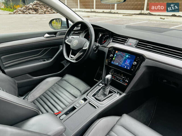 Серый Фольксваген Пассат Альтрак, объемом двигателя 2 л и пробегом 177 тыс. км за 24900 $, фото 48 на Automoto.ua
