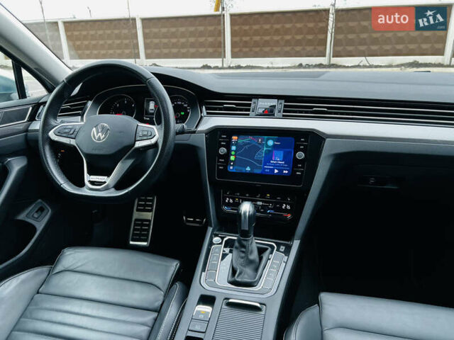 Серый Фольксваген Пассат Альтрак, объемом двигателя 2 л и пробегом 177 тыс. км за 24900 $, фото 50 на Automoto.ua