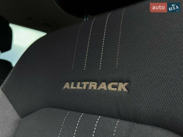 Сірий Фольксваген Пассат Альтрак, об'ємом двигуна 2 л та пробігом 177 тис. км за 28499 $, фото 36 на Automoto.ua