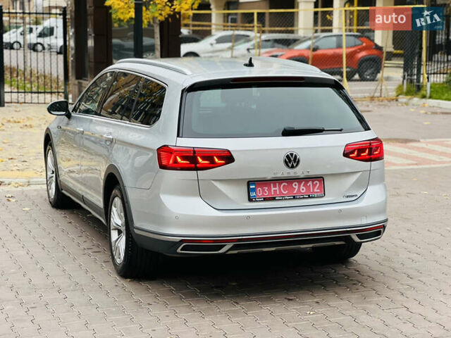 Серый Фольксваген Пассат Альтрак, объемом двигателя 2 л и пробегом 177 тыс. км за 24900 $, фото 12 на Automoto.ua