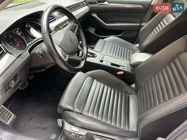 Серый Фольксваген Пассат Альтрак, объемом двигателя 1.97 л и пробегом 177 тыс. км за 25900 $, фото 22 на Automoto.ua