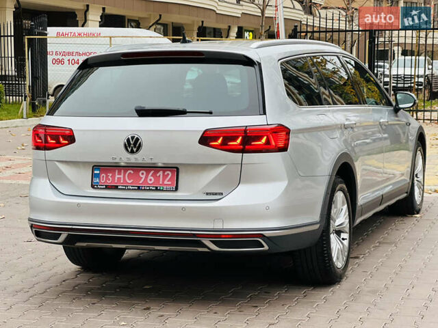 Серый Фольксваген Пассат Альтрак, объемом двигателя 2 л и пробегом 177 тыс. км за 24900 $, фото 15 на Automoto.ua