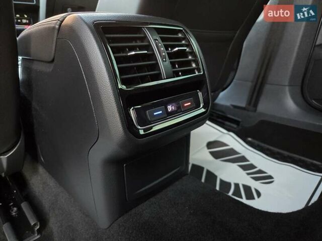 Серый Фольксваген Пассат Альтрак, объемом двигателя 2 л и пробегом 155 тыс. км за 29450 $, фото 94 на Automoto.ua