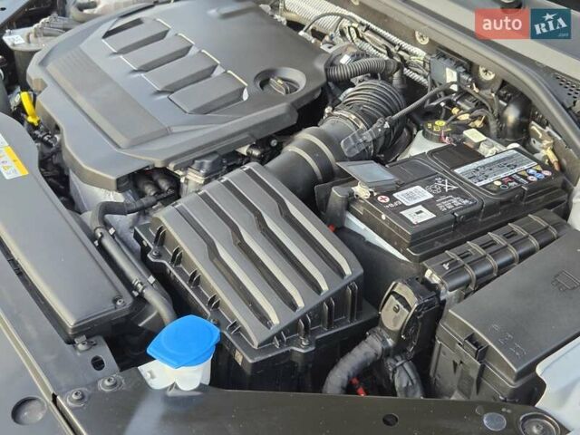 Серый Фольксваген Пассат Альтрак, объемом двигателя 2 л и пробегом 155 тыс. км за 29450 $, фото 145 на Automoto.ua