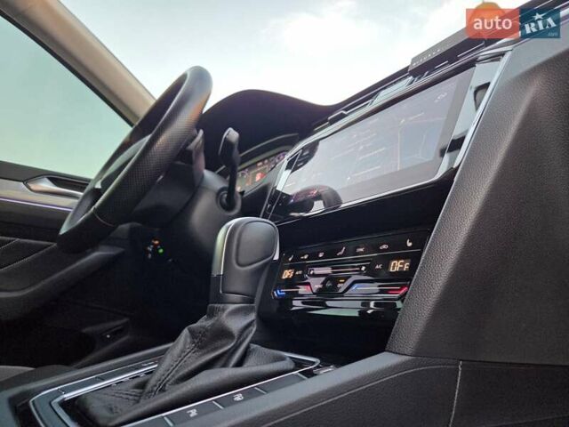 Серый Фольксваген Пассат Альтрак, объемом двигателя 2 л и пробегом 155 тыс. км за 29450 $, фото 68 на Automoto.ua