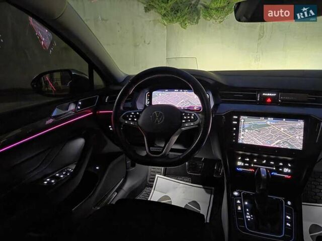 Серый Фольксваген Пассат Альтрак, объемом двигателя 2 л и пробегом 155 тыс. км за 29450 $, фото 13 на Automoto.ua