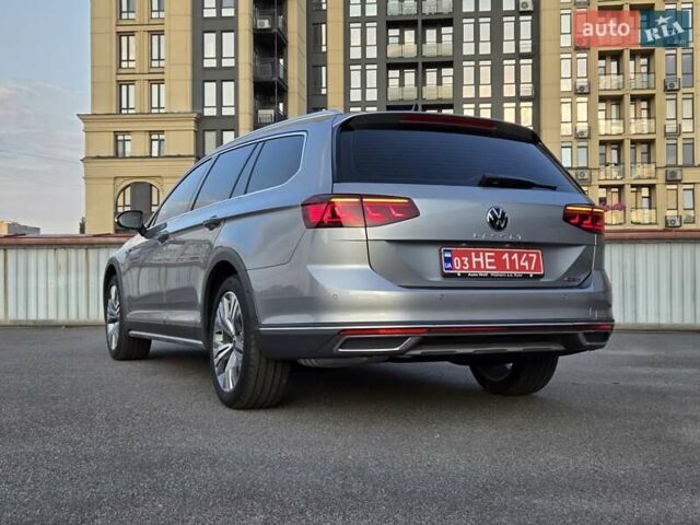 Серый Фольксваген Пассат Альтрак, объемом двигателя 2 л и пробегом 155 тыс. км за 29450 $, фото 120 на Automoto.ua