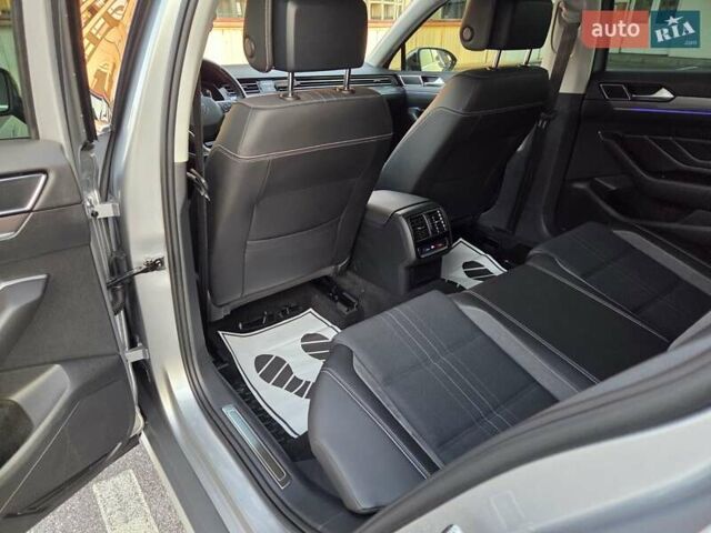 Серый Фольксваген Пассат Альтрак, объемом двигателя 2 л и пробегом 155 тыс. км за 29450 $, фото 95 на Automoto.ua