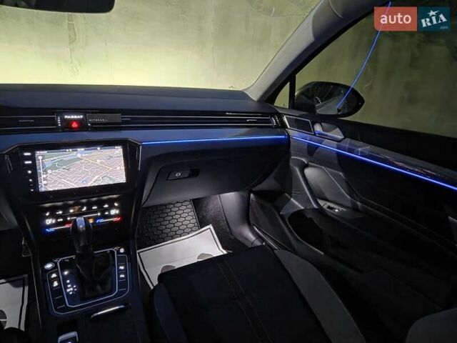 Серый Фольксваген Пассат Альтрак, объемом двигателя 2 л и пробегом 155 тыс. км за 29450 $, фото 16 на Automoto.ua