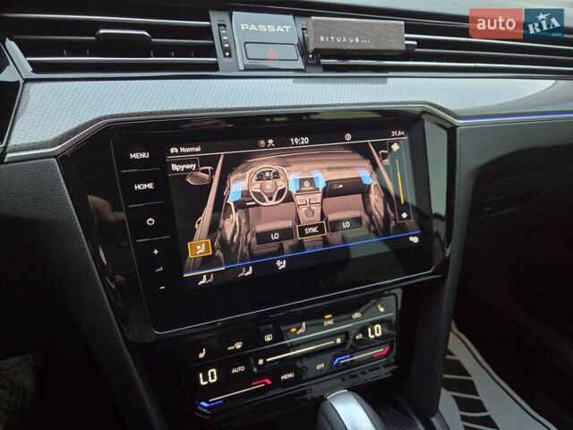 Серый Фольксваген Пассат Альтрак, объемом двигателя 2 л и пробегом 155 тыс. км за 29450 $, фото 22 на Automoto.ua