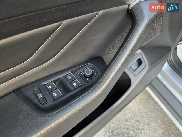 Серый Фольксваген Пассат Альтрак, объемом двигателя 2 л и пробегом 155 тыс. км за 29450 $, фото 33 на Automoto.ua