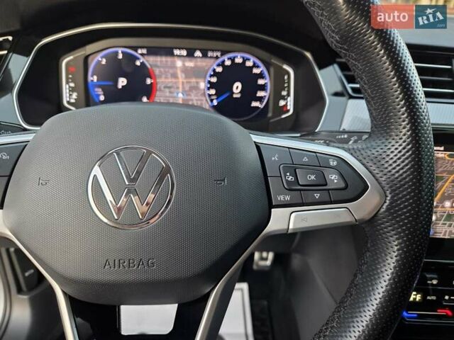 Серый Фольксваген Пассат Альтрак, объемом двигателя 2 л и пробегом 155 тыс. км за 29450 $, фото 45 на Automoto.ua