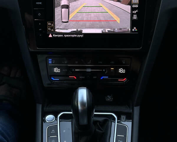 Сірий Фольксваген Пассат Альтрак, об'ємом двигуна 2 л та пробігом 240 тис. км за 25550 $, фото 46 на Automoto.ua