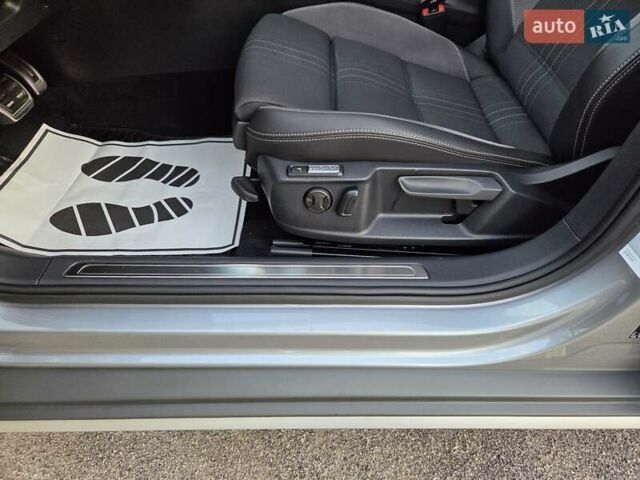 Серый Фольксваген Пассат Альтрак, объемом двигателя 2 л и пробегом 155 тыс. км за 29450 $, фото 36 на Automoto.ua