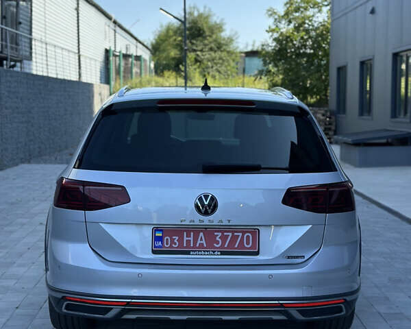 Сірий Фольксваген Пассат Альтрак, об'ємом двигуна 2 л та пробігом 240 тис. км за 25550 $, фото 40 на Automoto.ua