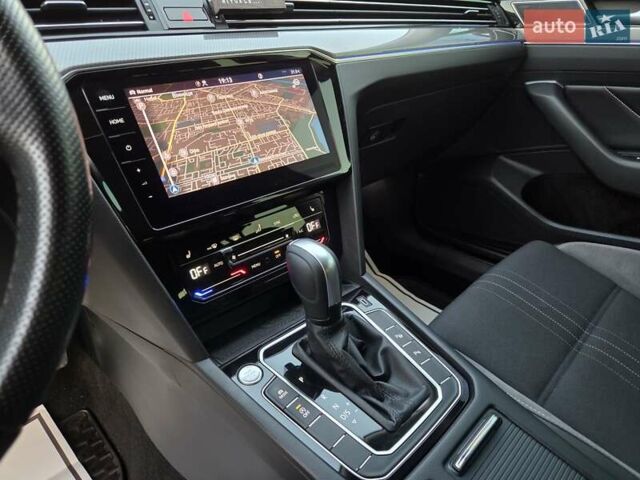 Серый Фольксваген Пассат Альтрак, объемом двигателя 2 л и пробегом 155 тыс. км за 29450 $, фото 58 на Automoto.ua