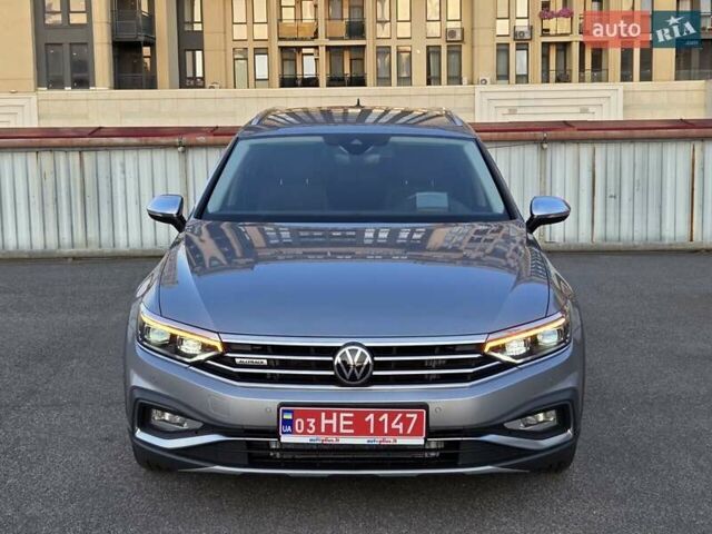 Серый Фольксваген Пассат Альтрак, объемом двигателя 2 л и пробегом 155 тыс. км за 29450 $, фото 10 на Automoto.ua
