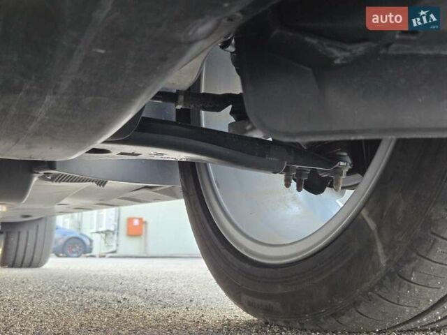 Серый Фольксваген Пассат Альтрак, объемом двигателя 2 л и пробегом 155 тыс. км за 29450 $, фото 162 на Automoto.ua