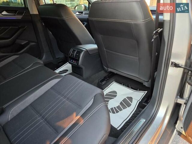 Серый Фольксваген Пассат Альтрак, объемом двигателя 2 л и пробегом 155 тыс. км за 29450 $, фото 81 на Automoto.ua