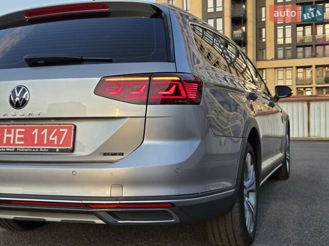 Серый Фольксваген Пассат Альтрак, объемом двигателя 2 л и пробегом 155 тыс. км за 29450 $, фото 155 на Automoto.ua