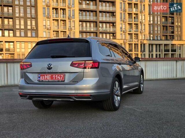Серый Фольксваген Пассат Альтрак, объемом двигателя 2 л и пробегом 155 тыс. км за 29450 $, фото 107 на Automoto.ua