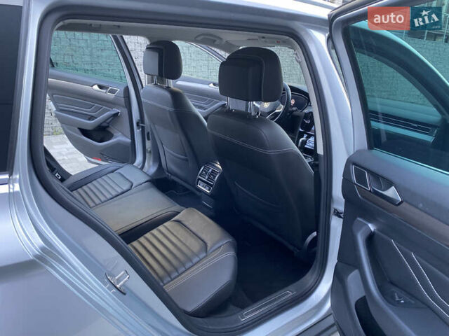 Сірий Фольксваген Пассат Альтрак, об'ємом двигуна 2 л та пробігом 240 тис. км за 25550 $, фото 44 на Automoto.ua