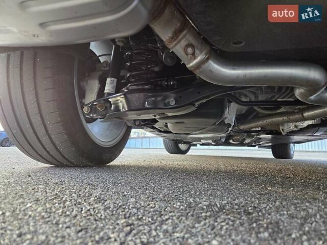 Серый Фольксваген Пассат Альтрак, объемом двигателя 2 л и пробегом 155 тыс. км за 29450 $, фото 159 на Automoto.ua