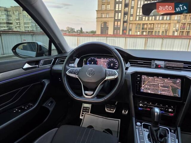 Серый Фольксваген Пассат Альтрак, объемом двигателя 2 л и пробегом 155 тыс. км за 29450 $, фото 51 на Automoto.ua