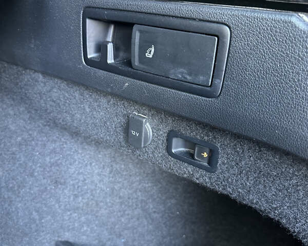 Сірий Фольксваген Пассат Альтрак, об'ємом двигуна 2 л та пробігом 240 тис. км за 25550 $, фото 22 на Automoto.ua