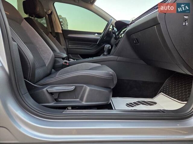 Серый Фольксваген Пассат Альтрак, объемом двигателя 2 л и пробегом 155 тыс. км за 29450 $, фото 74 на Automoto.ua